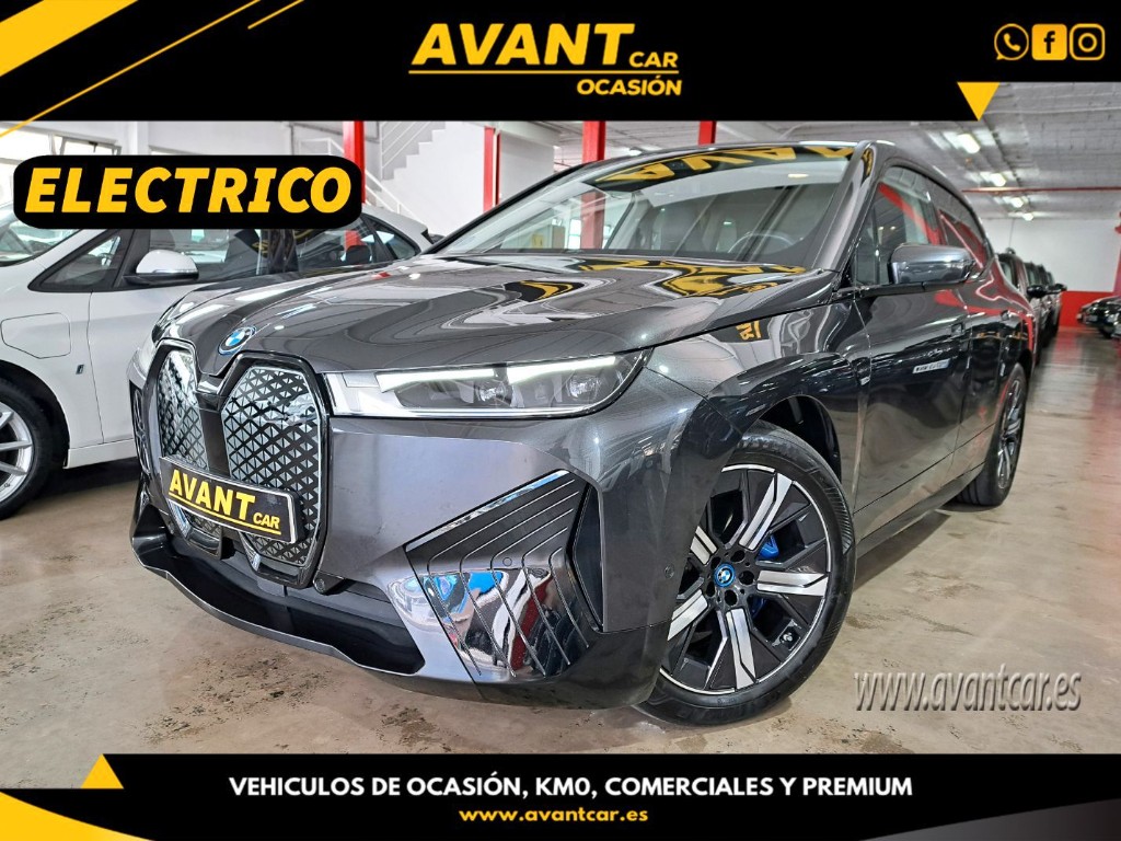 iX xDrive40